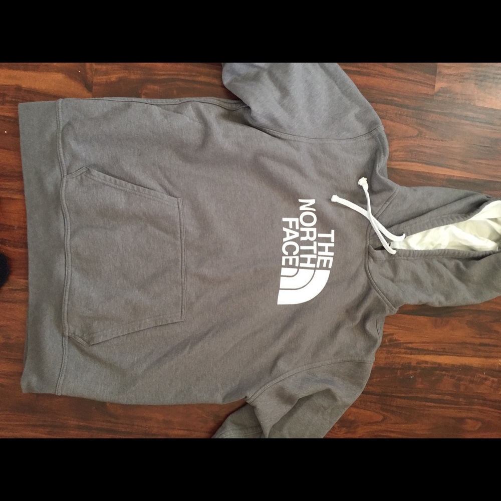 The  North Face XL sweatshirt/pullover